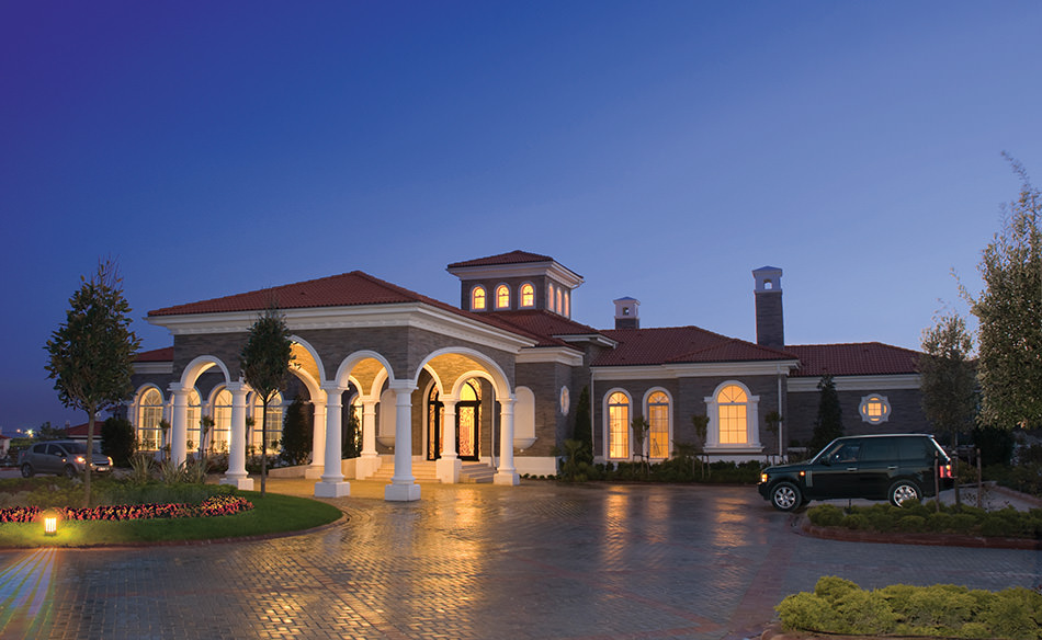 Alkent Lake Manors