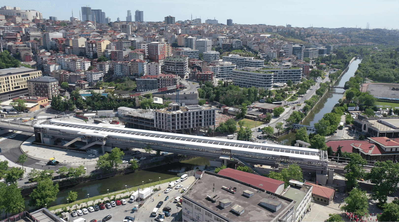 İstanbul Metro Kabataş - Mecidiyeköy - Mahmutbey Rail System Line